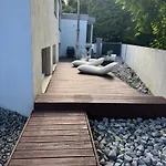 Poolhaus Design-loft Mit Terrasse Am Park * Paderborn