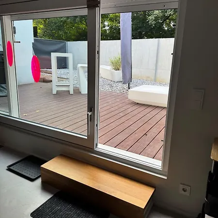 Poolhaus Design-loft Mit Terrasse Am Park Paderborn