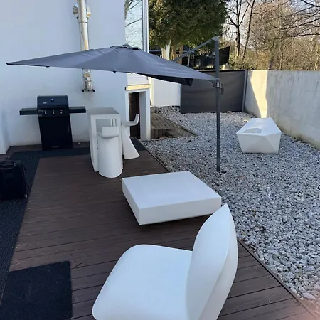 Poolhaus Design-loft Mit Terrasse Am Park Apartament Paderborn