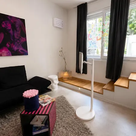 Poolhaus Design-loft Mit Terrasse Am Park Paderborn