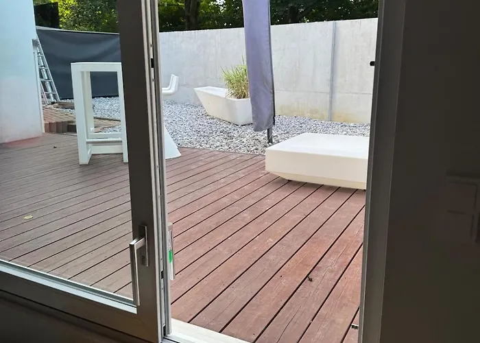 Poolhaus Design-loft Mit Terrasse Am Park Paderborn