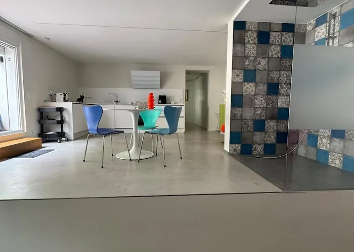 公寓 Poolhaus Design-loft Mit Terrasse Am Park *